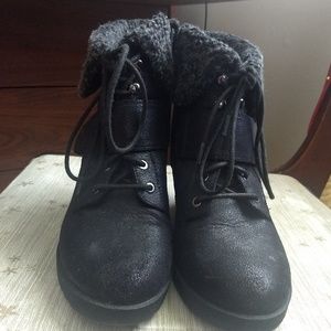 Vera Wang heeled booties